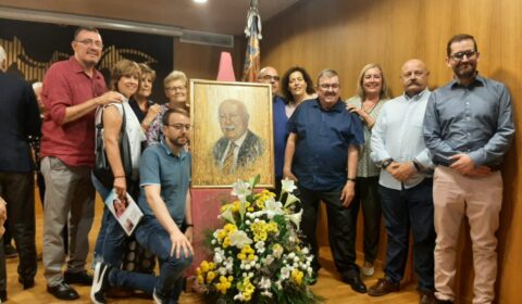 Assistents a l’homenage de Lo Rat Penat a Anfós Ramon