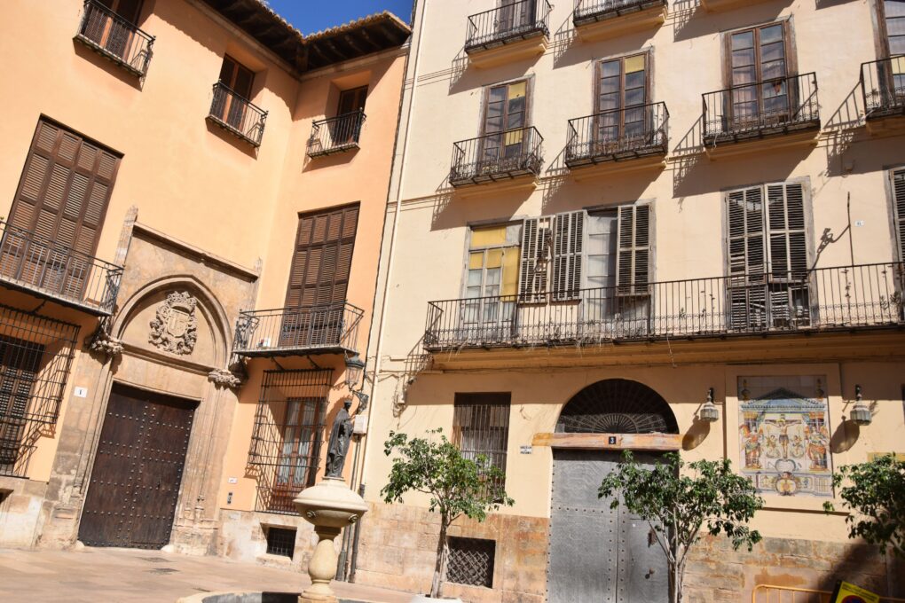 Plaça de Sant Lluís Beltran