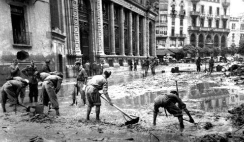 Riuada de 1957. Arhiu de Las Provincias.