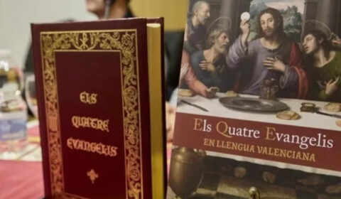 Presentació en societat de la nova edició de Els Quatre Evangelis traduïts a la llengua valenciana