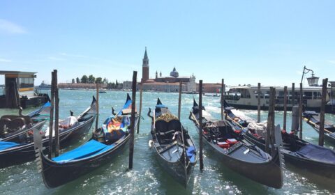 Góndoles venecianes