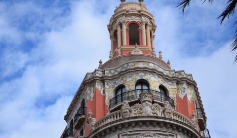 Detall de l’edifici del Banc de Valéncia