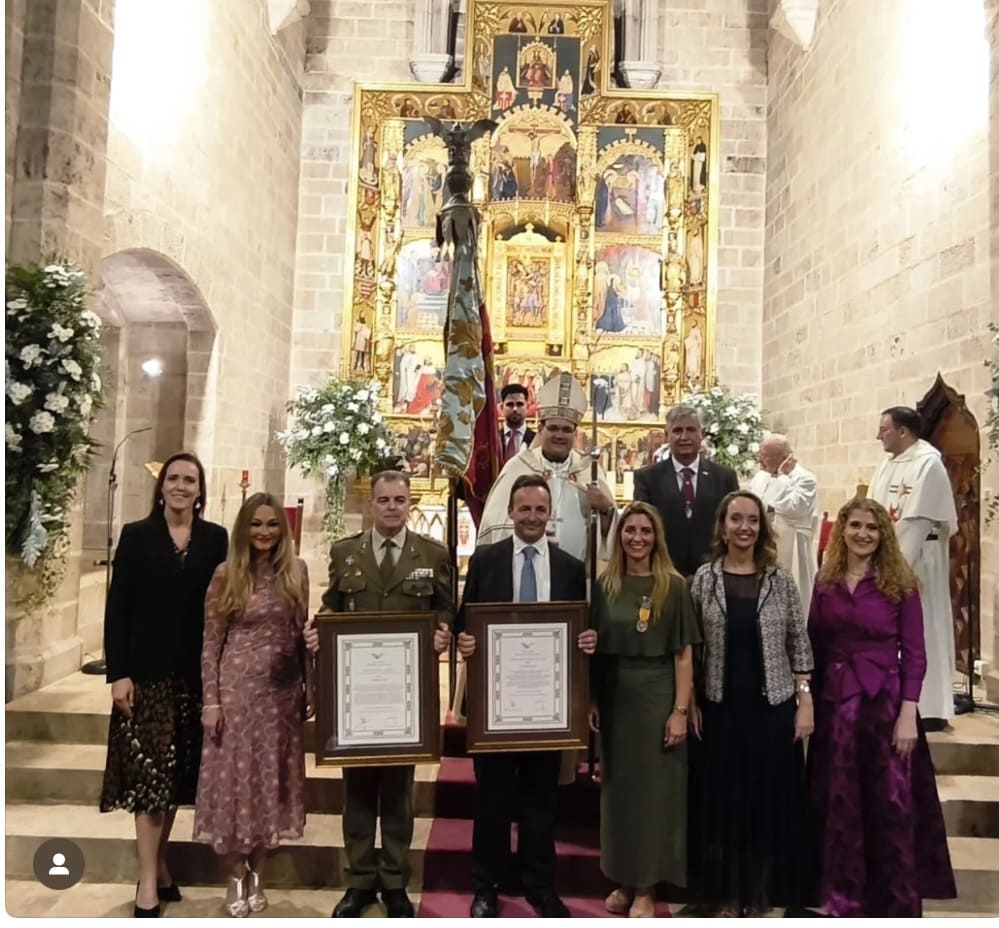 Premi Crit Valencià de l’Any a D. Héctor González Pérez de Villar i a les Forces Armades d’Espanya, Delegació de Defensa de la Comunitat Valenciana