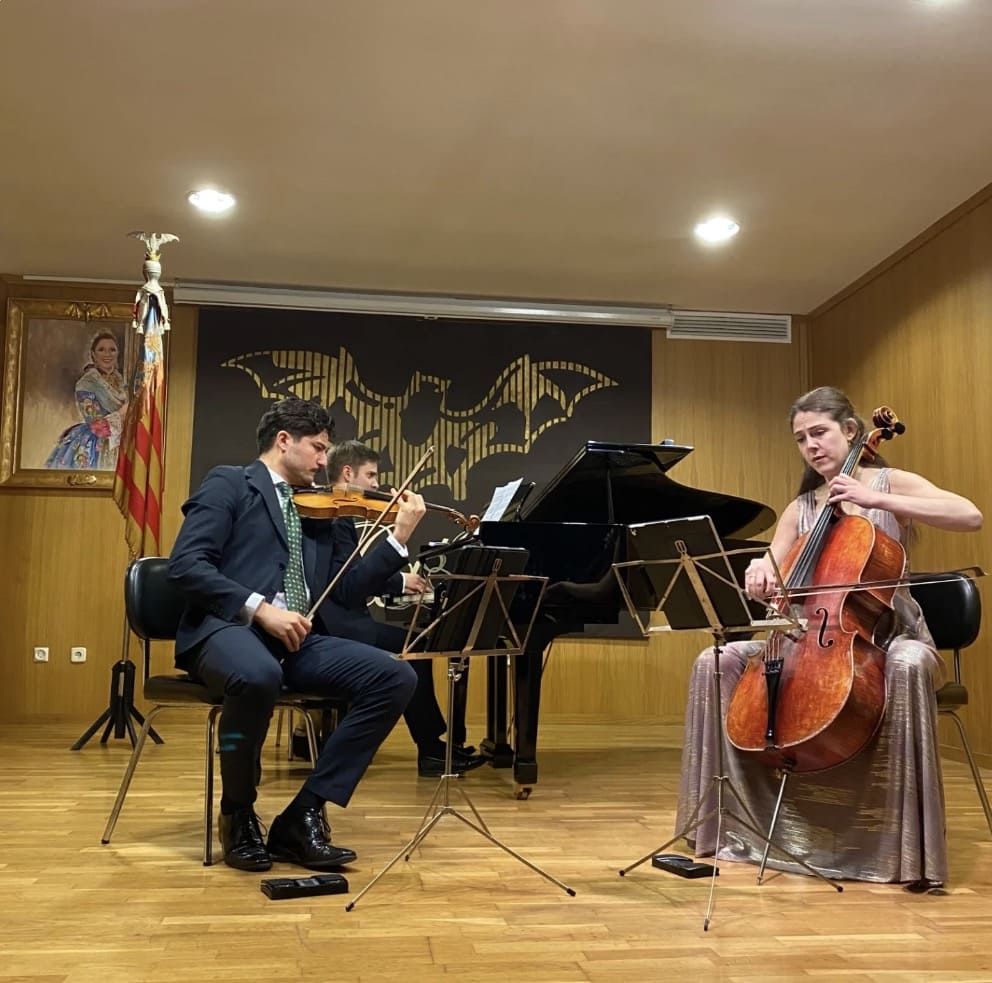 Actuació del Trio Genova, Peribáñez, Songel